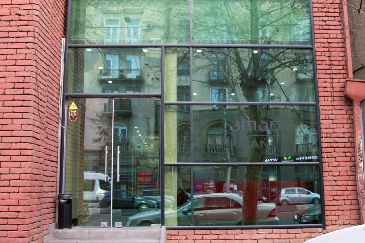 Koan Hostel Tbilisi Ngoại thất bức ảnh